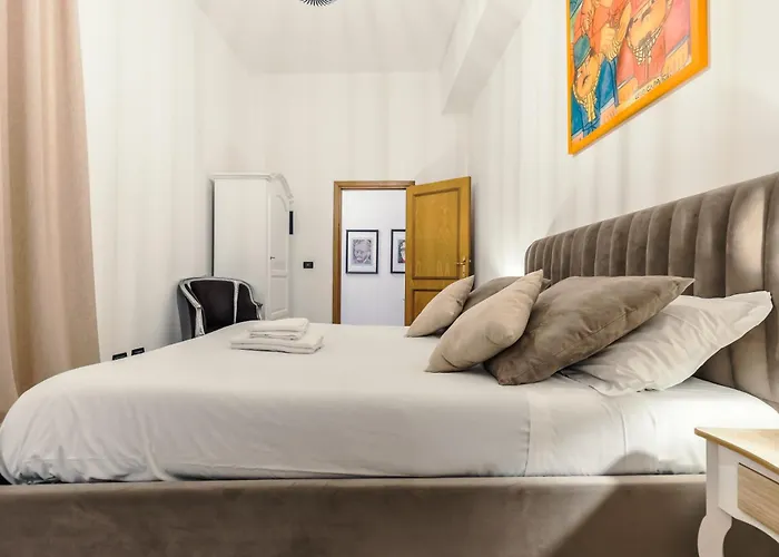 Apartment By The Pantheon With Two Bedroom 2 Bathroom
